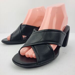 Naturalizer Genn Rhythm Block Heel Sandal